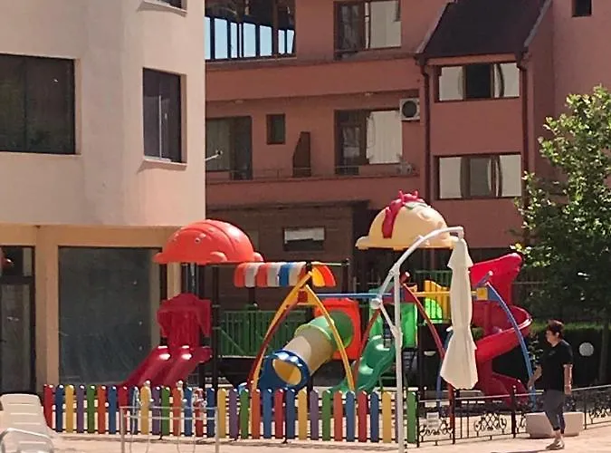 Vacation At Sunny Апартаменты