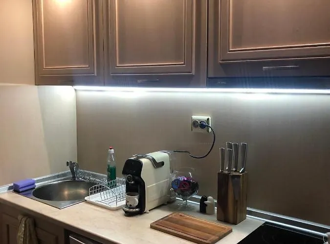 Vacation At Sunny Apartment *